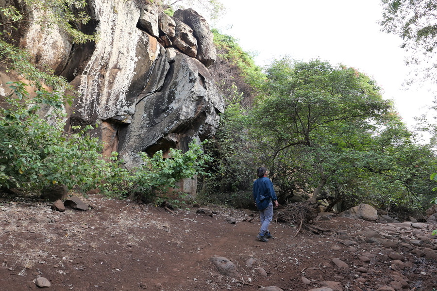 Lerang’wa Village walk and Matasia dry river hiking